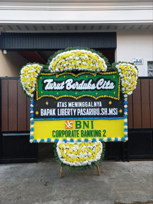 Papan Bunga Duka di Lemo