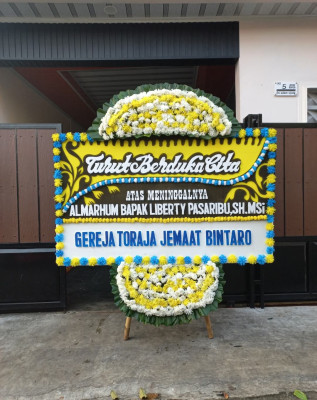 Papan Bunga Duka di Lemo